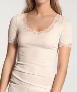 Calida RICHESSE LACE T-shirt med kort ærme i uld/silke m/blonde 14990 BlondeHuset